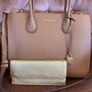 Michael kors bag and wallet
